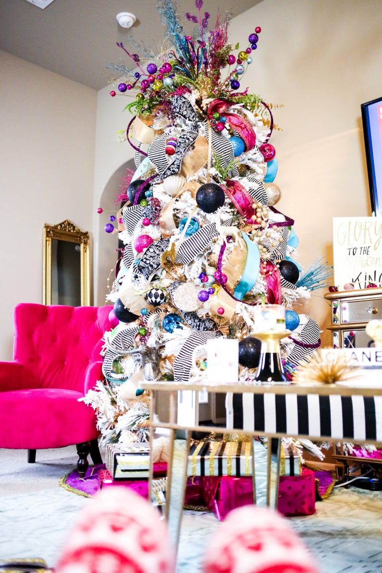 10 Gorgeous Christmas Trees   Re Fabbed