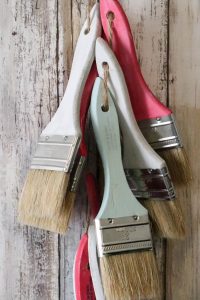 DIY Paint Brush Garland - Re-Fabbed
