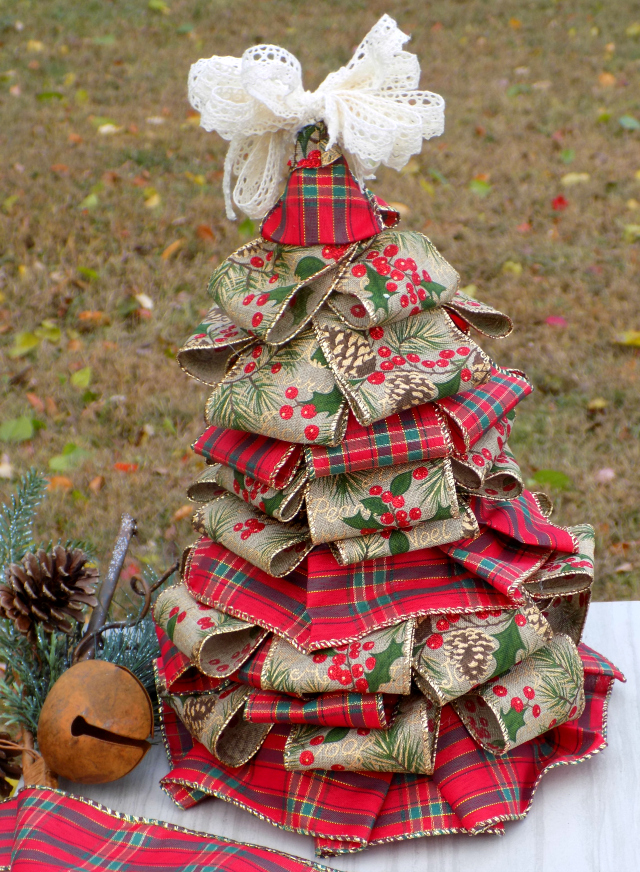 How to make a reverse canvas Christmas ribbon tree - Re-Fabbed