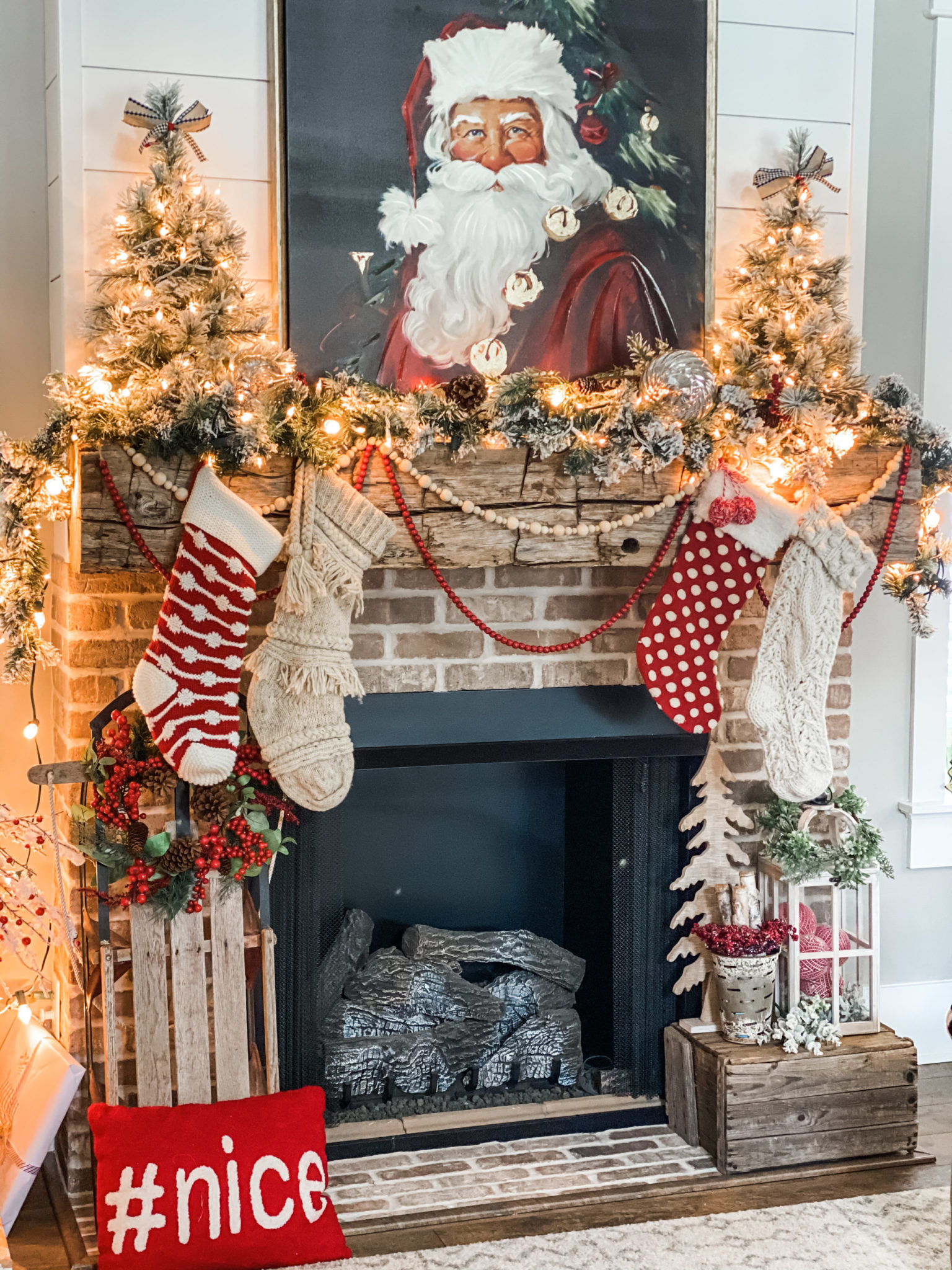 Christmas Mantel - Re-fabbed