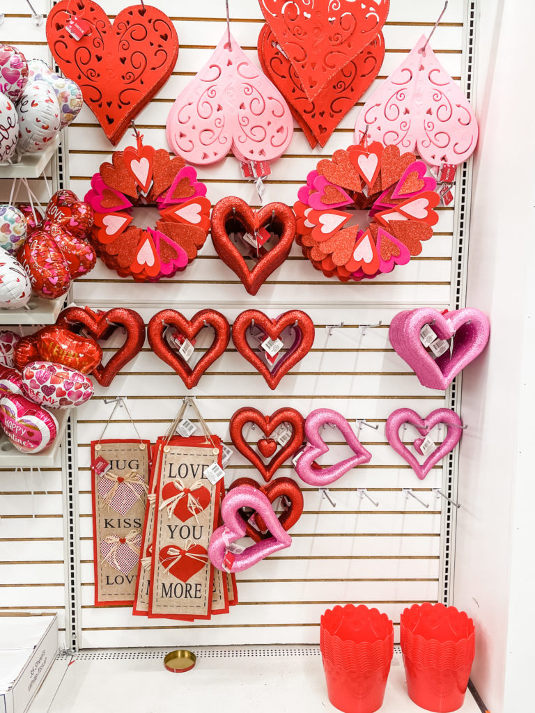How To Decorate A Valentine's Tree With Dollar Tree Items * Mrs