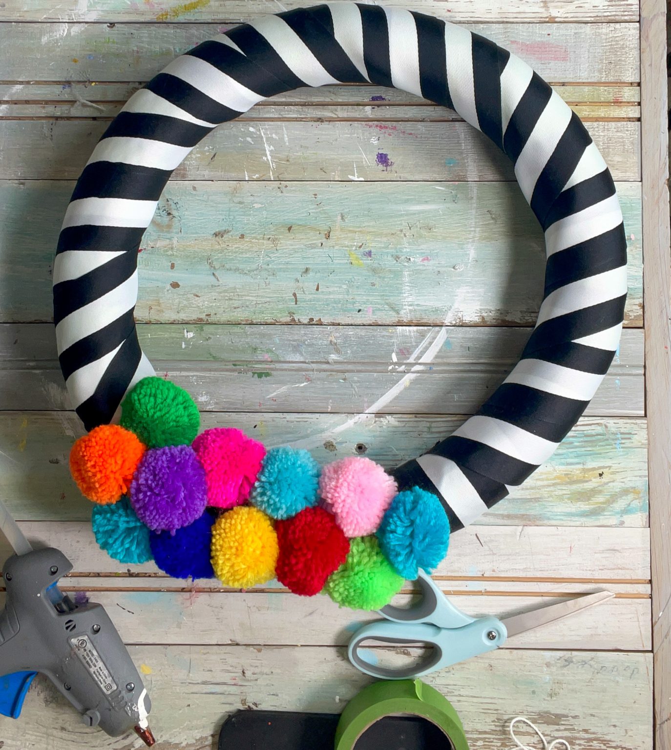 Dollar-tree-pool-noodle-wreath-5 - Re-Fabbed