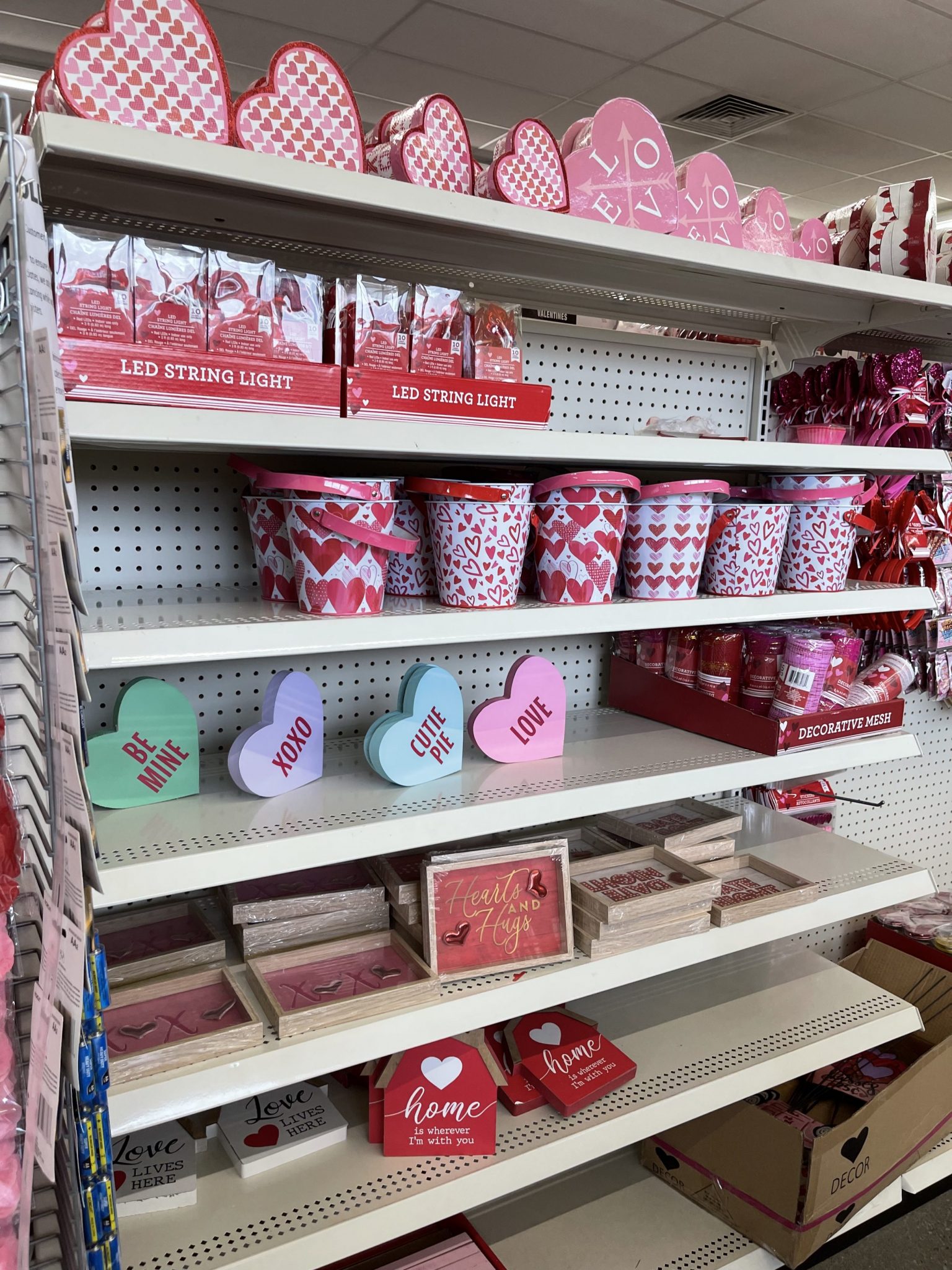 dollar tree valentine's decor - Re-Fabbed