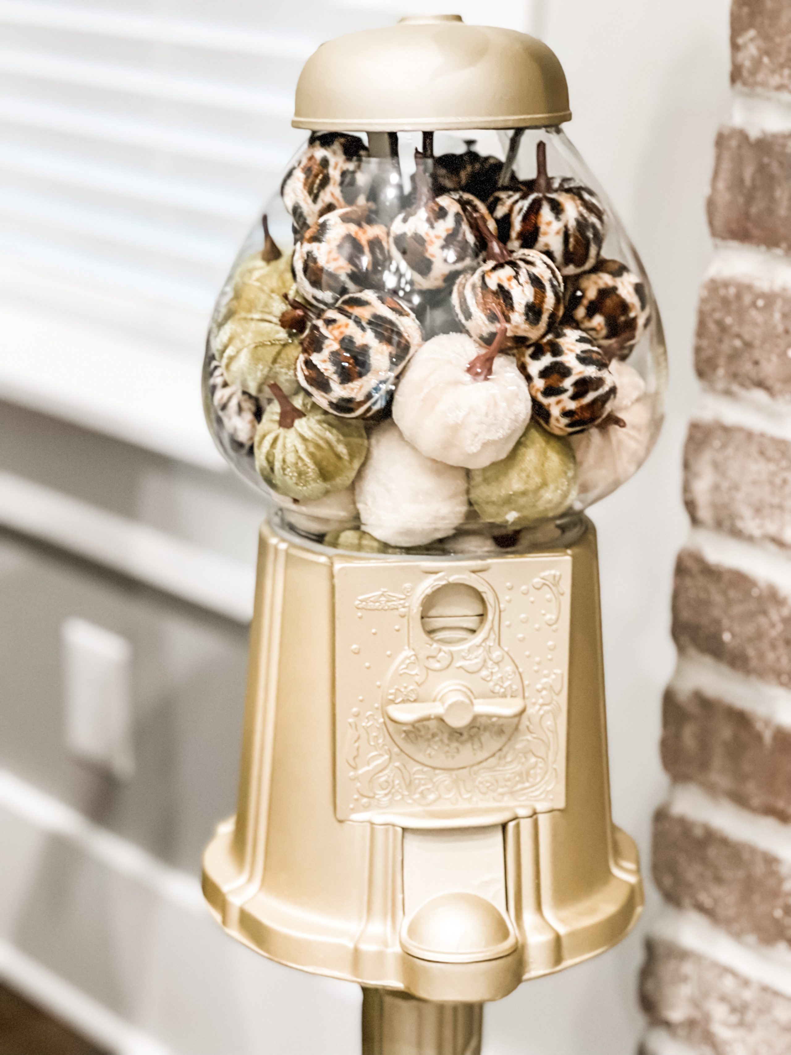 gumball machine filled with pumpkins - Re-Fabbed