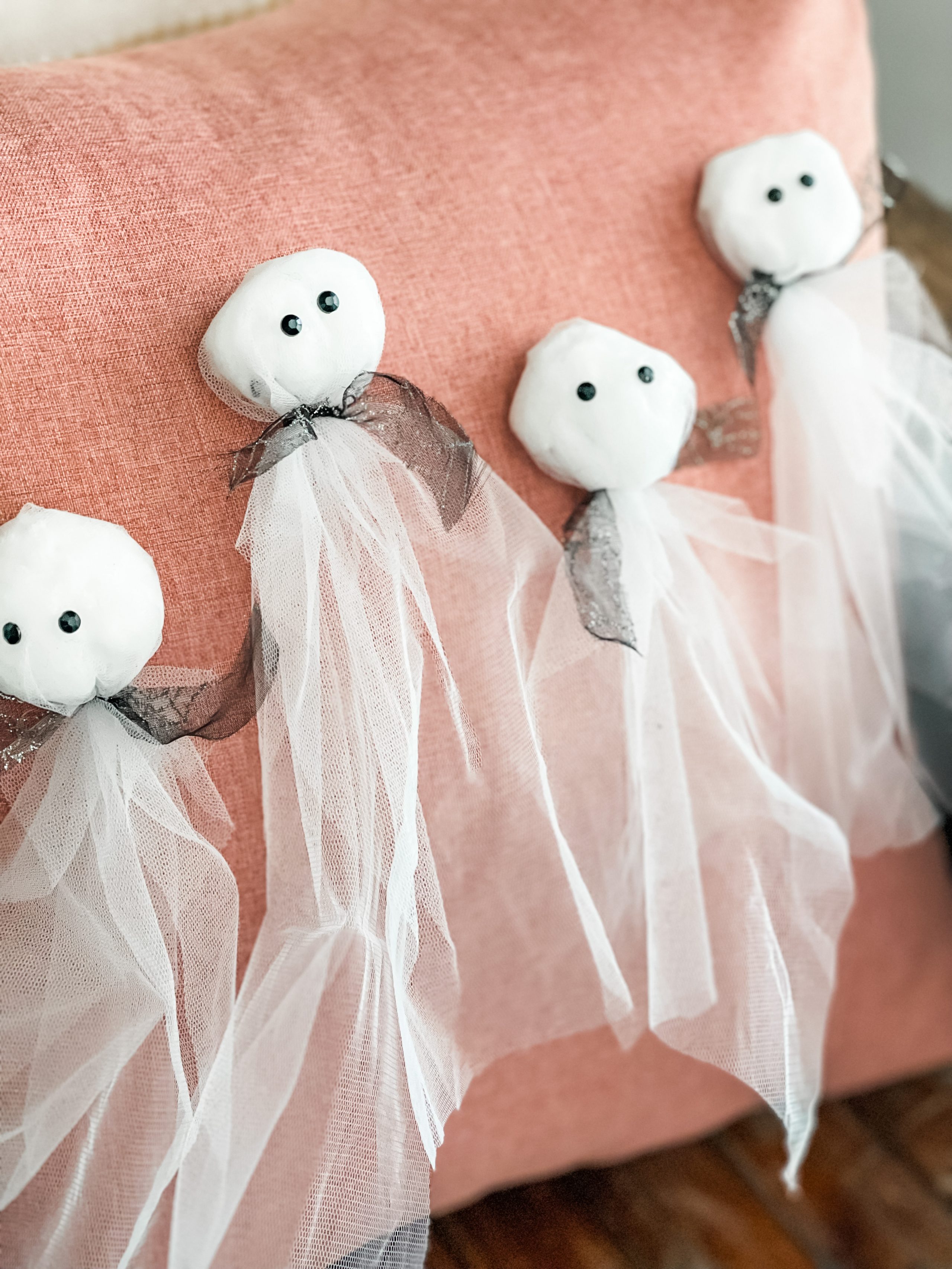 Simple DIY Halloween Ghost Pillow » The Tattered Pew