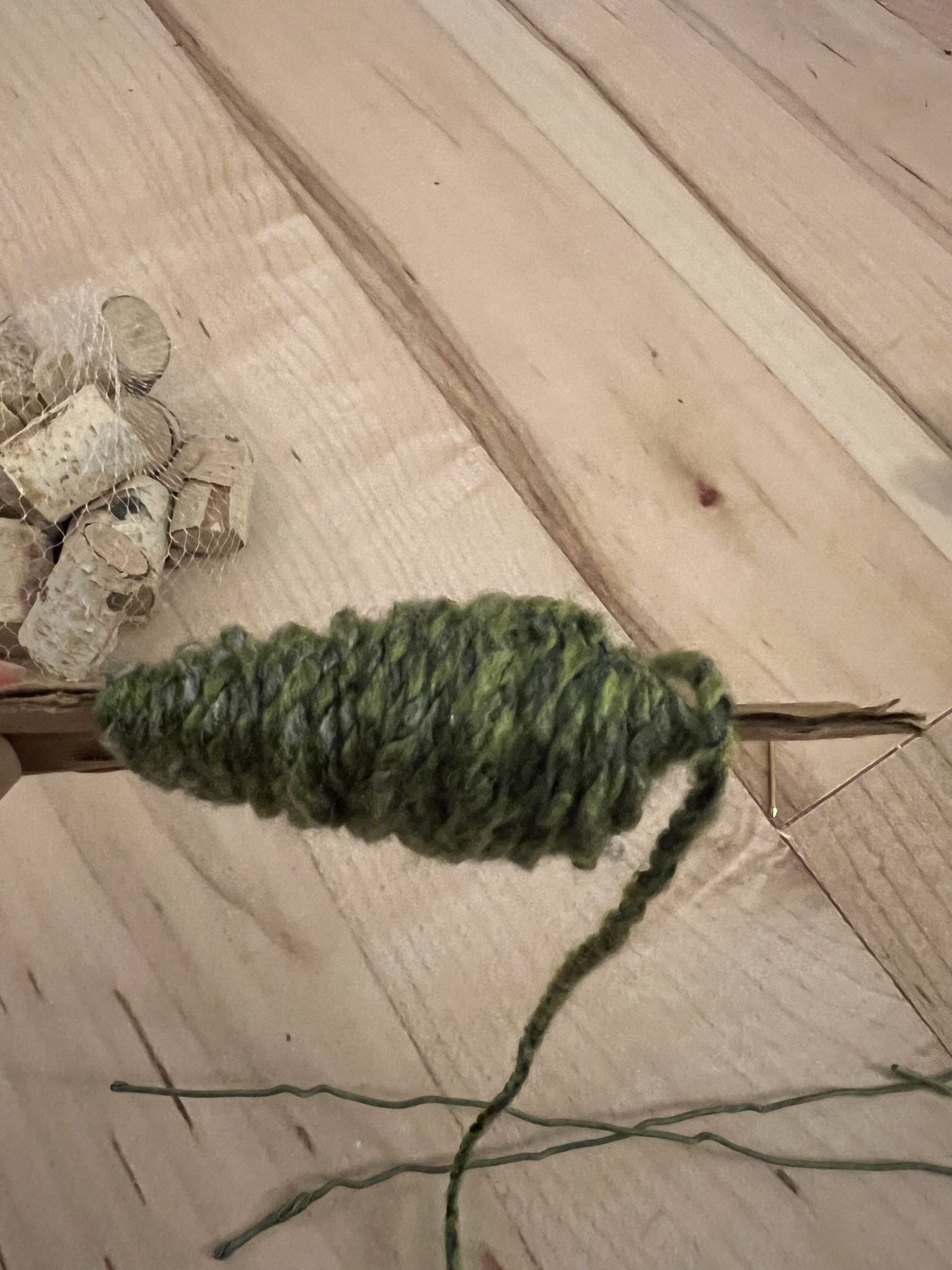 Diy Yarn Christmas Trees Re Fabbed