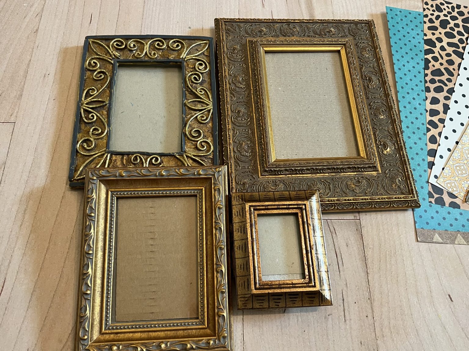 how to use picture frames to make pumpkins - Re-Fabbed